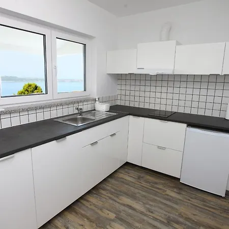 Uptown Apartments With Sea View Zaki