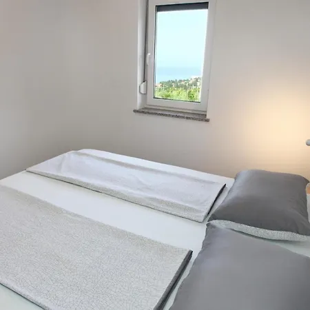 Uptown Apartments With Sea View Zaki *