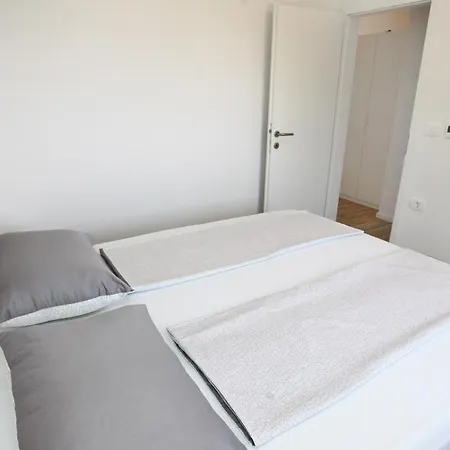 Uptown Apartments With Sea View Zaki ポルトローシュ