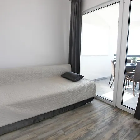 アパート Uptown Apartments With Sea View Zaki ポルトローシュ