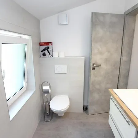 Uptown Apartments With Sea View Zaki アパート ポルトローシュ